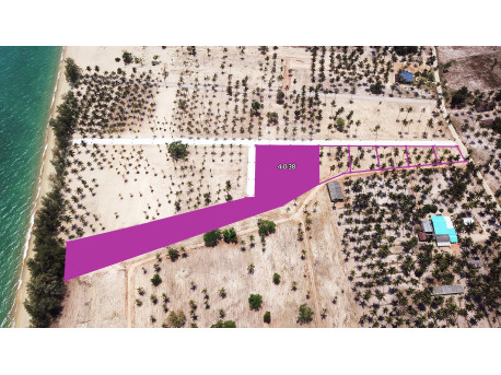 Terrain 4 rai bord de mer à vendre à Thap Sakae