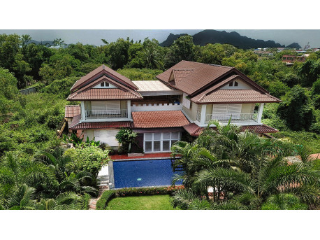 Pool villa at 5 min from the beach