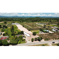 Land 300 Tw in Hua hin soi 112 (Thung yao) in Thailand