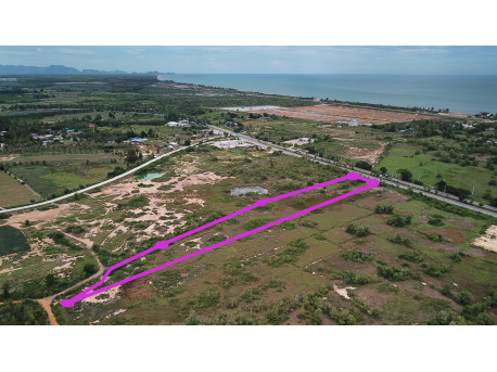 Land 9 rai 149 T.w. for sale in Prachuap Khiri Khan