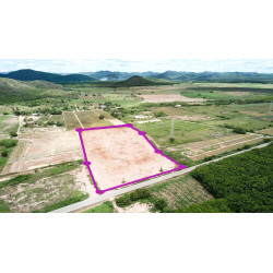 Land for sale 14 rai in Hua hin (Nongphai) in Thailand