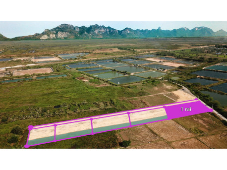 Plot 1 rai with waterway for sale in Pranburi