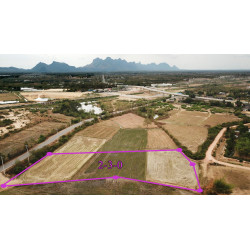 Terrain de 4000 m² à Pranburi en Thaïlande