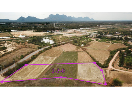 Terrain 2 Rai 300 T.W. à vendre à Pranburi