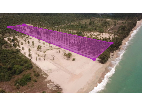 Terrain 20 rai bord de mer à vendre a Thap Sakae