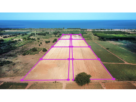 Terrain 30 Rai à vendre à 500 M de la mer à Tung Mamao