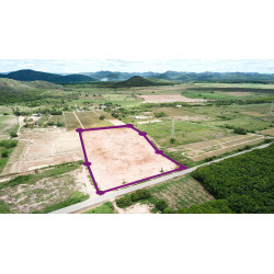 Land 14 rai for sale in Hua hin - Nongphai