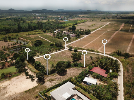 Plot 200 tarang wah for sale in Hua Hin