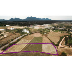 Terrain 2 Rai 300 T.W. à vendre à Pranburi