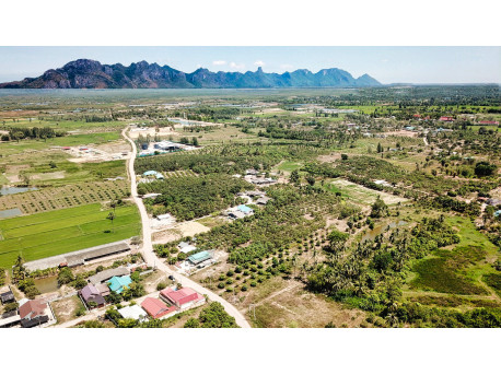 Land 102