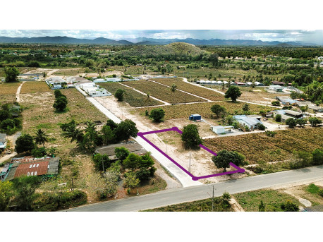 Land 102