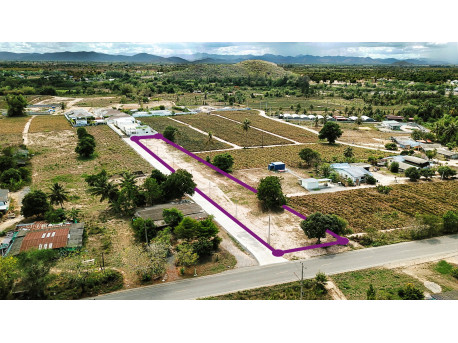 Land 102