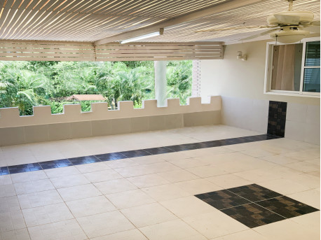 Pool villa in Cha am city near beach