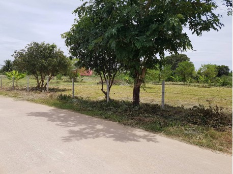 Terrain à vendre à Hua Hin Thailande 4511 mètres carrés